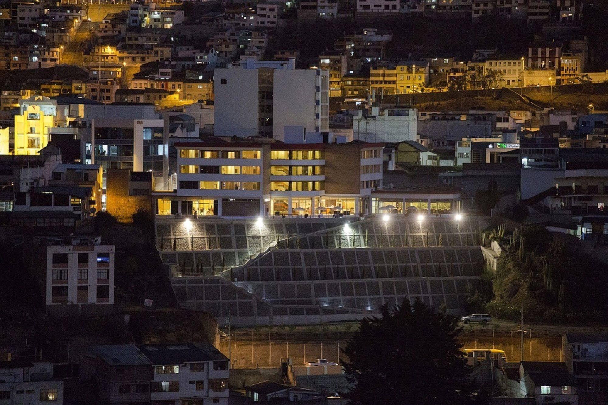 Hotel Ambato Exterior foto
